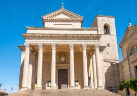 Lais Puzzle - Kirche in San Marino - 100, 200, 500 & 1.000 Teile